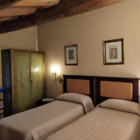 Agriturismo Il Gelso Traversetolo Bagian luar foto