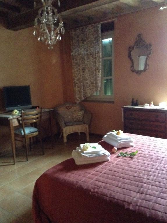 Agriturismo Il Gelso Traversetolo Bagian luar foto