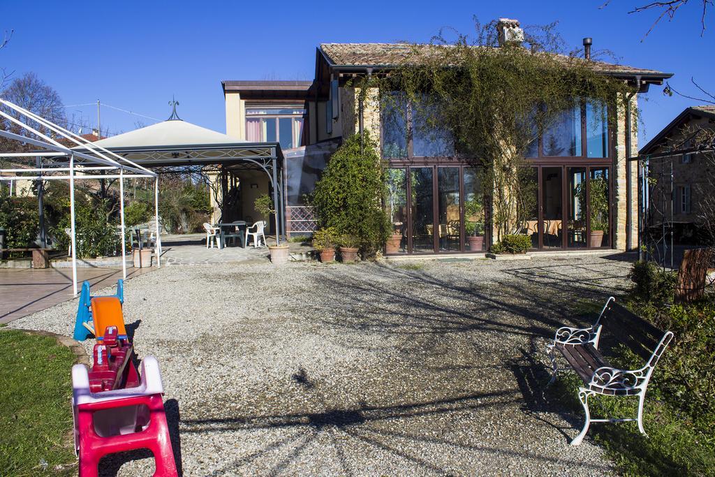 Agriturismo Il Gelso Traversetolo Bagian luar foto